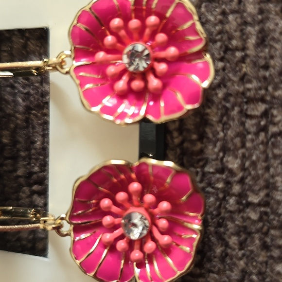 NAPIER BRAND WOMENS FASHION JEWELRY BUNDLE OF 5 PAIRS OF EARRINGS - Picture 11 of 16